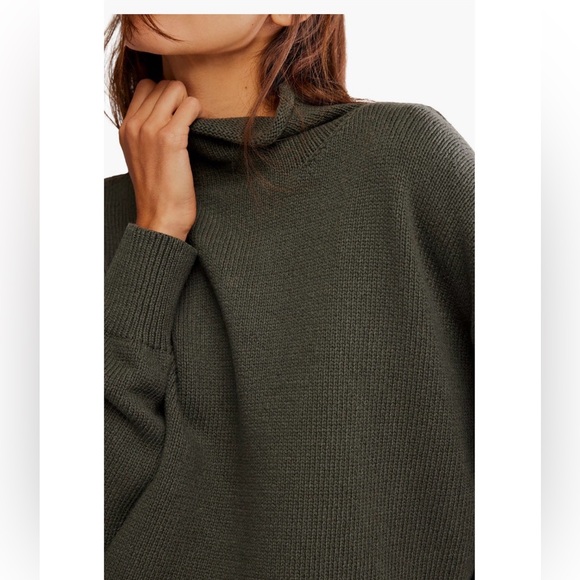 We The Free Torres Turtleneck Sweater - Picture 4 of 9